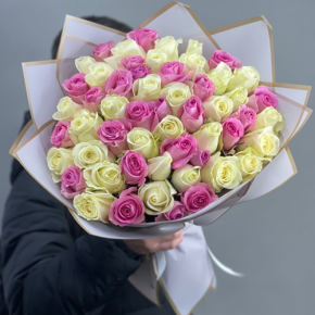 Букет из 51 розы микс  (40 см) в Можайске