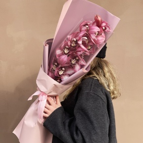 Букет из розовой орхидеи в Можайске