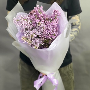 Букет из 9 веток ароматной сирени в Можайске