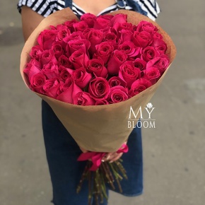 Букет 51 малиновая роза Эквадор Пинк Флоид (60 см) в Можайске