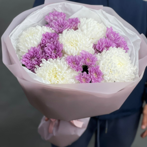 Букет "Вместе с тобой" из нежных хризантем в Можайске