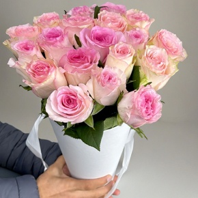 Букет из 21 розы Кения в конусе в Можайске