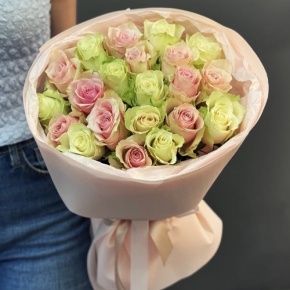Букет из 21 нежной розы (40 см) в Можайске