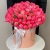 Композиция в шляпной коробке из 113 пионов Корал Шарм в Можайске